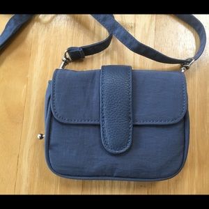 Baggallini mini triple zip cross body bag